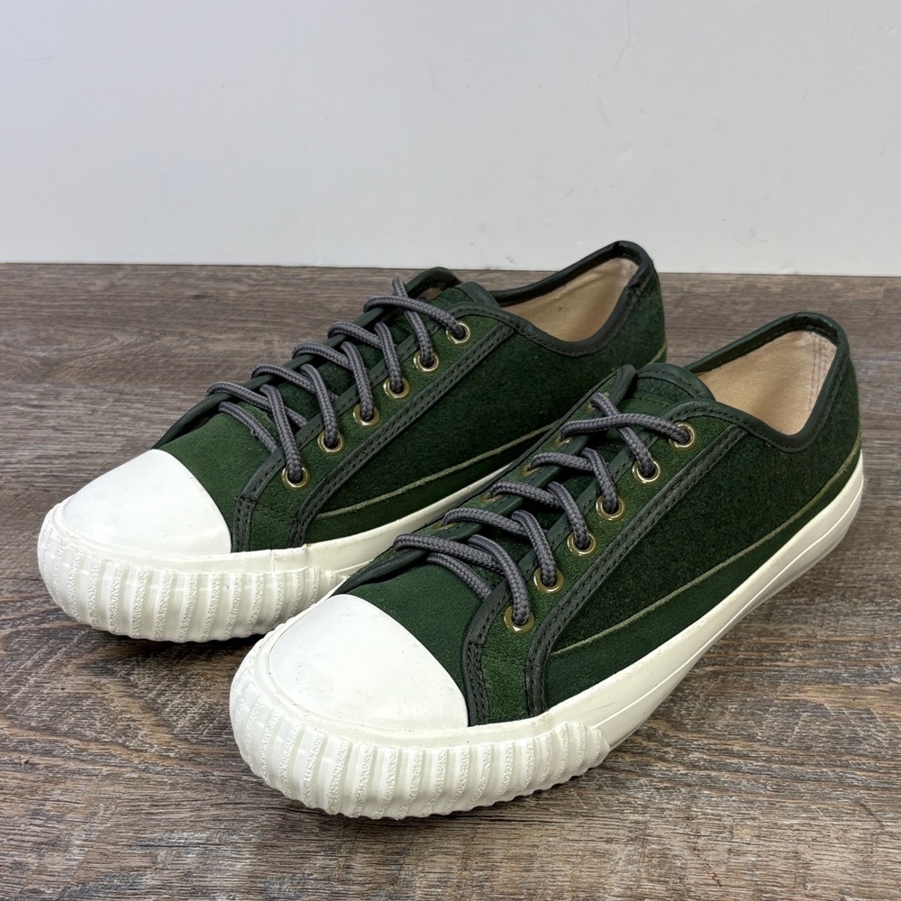 Bata Bullets Green Suede Low-Top Sneakers | Men’s Size 7 Women’s Size 8.5